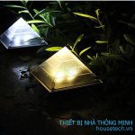 Đèn cắm sân vườn