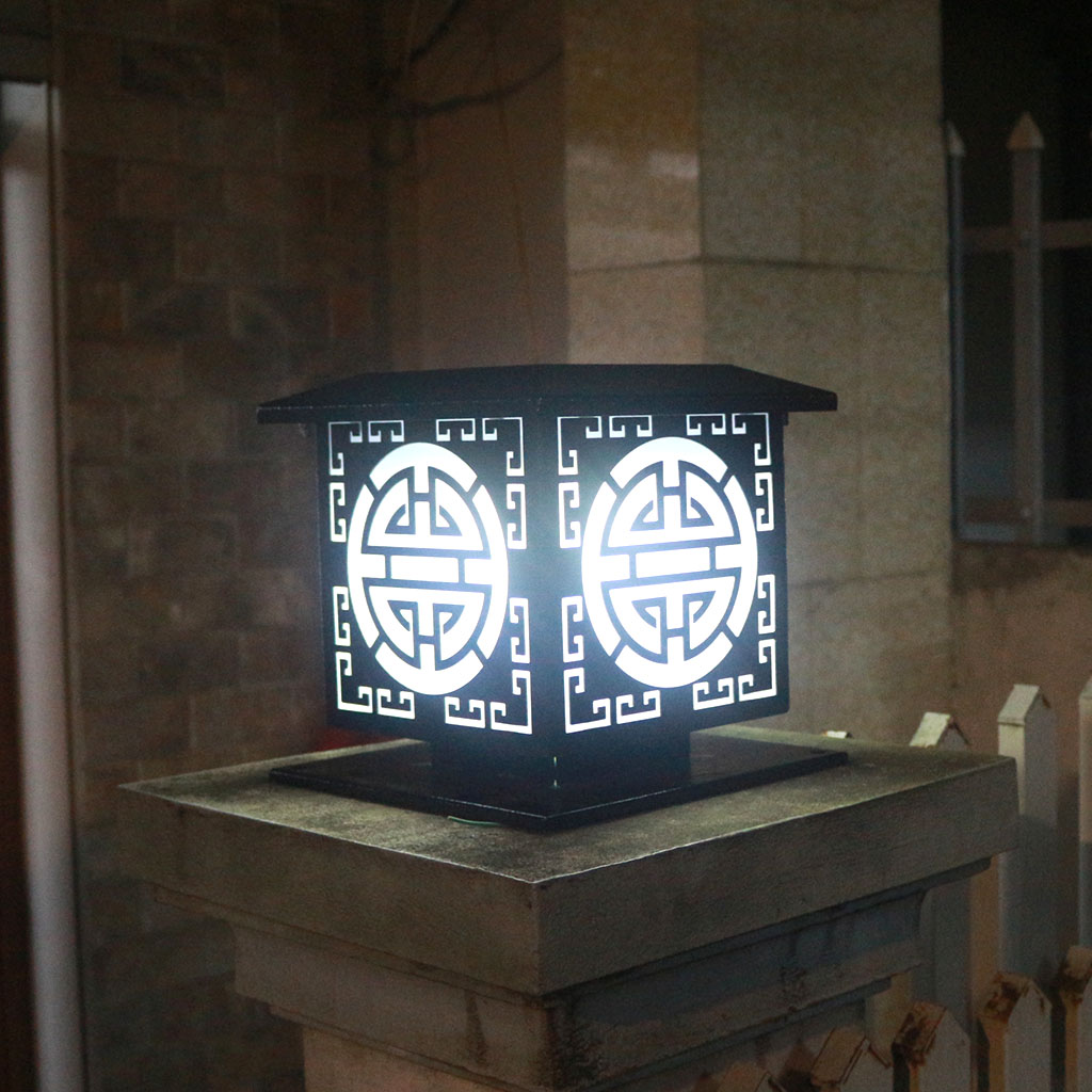 gan-tru-cong-den-chu-tho